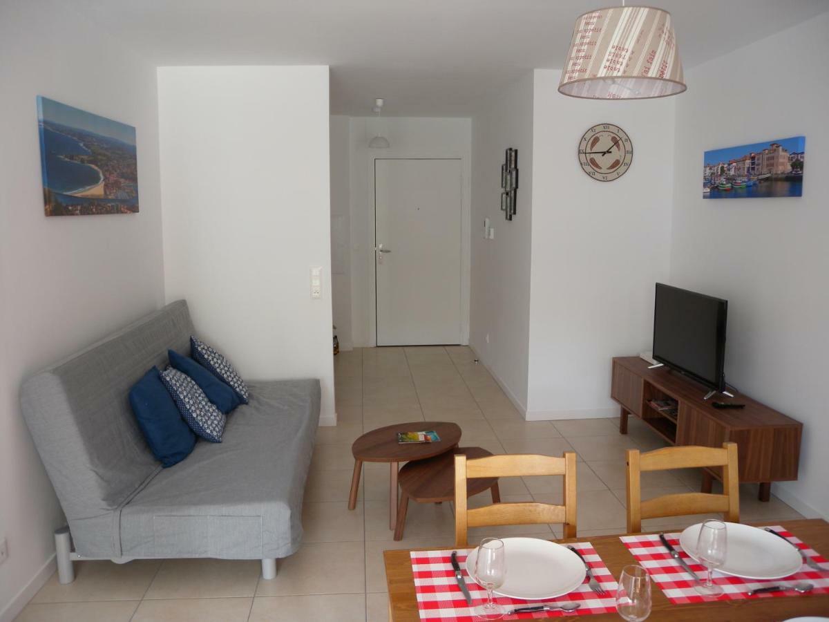 Hendaye- T2 3*-Wifi-350M Plage-Terrasse-Garage Екстер'єр фото